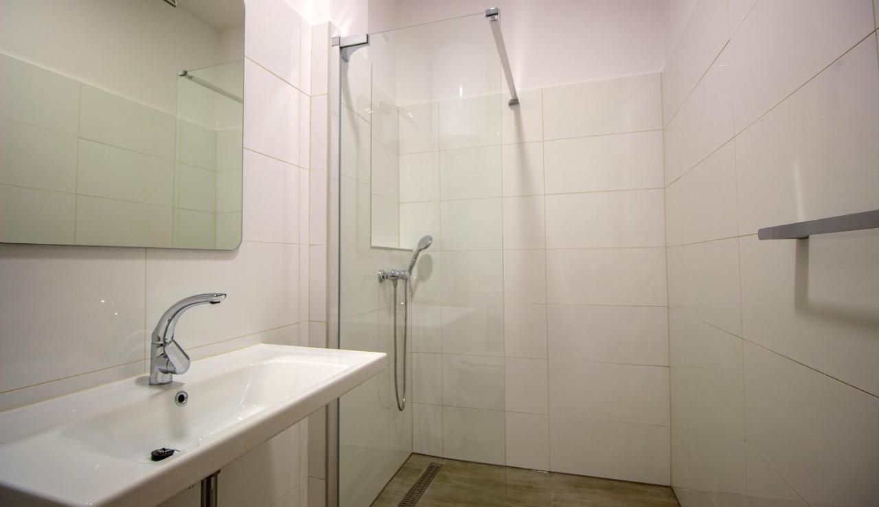 Apartments Zina ล็อควา โรโกซนิตซา ภายนอก รูปภาพ