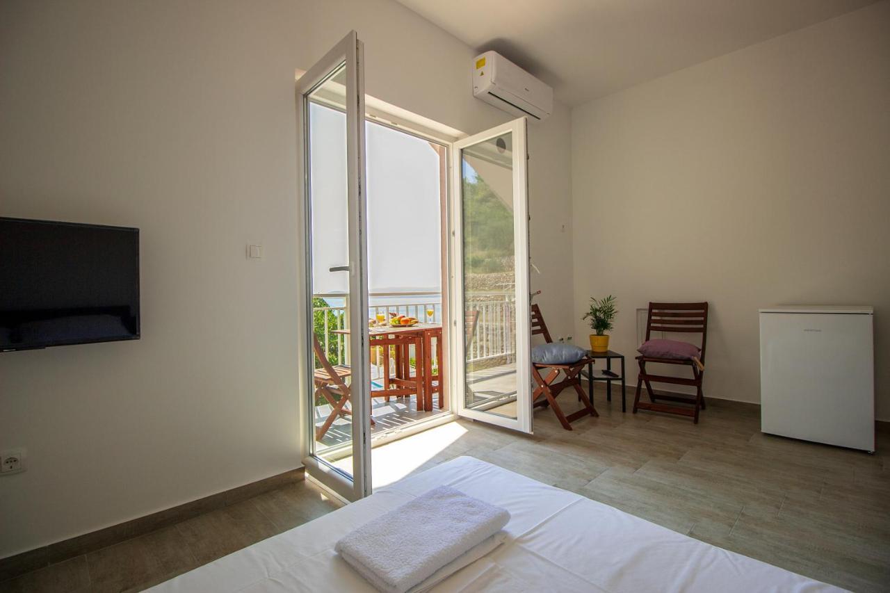Apartments Zina ล็อควา โรโกซนิตซา ภายนอก รูปภาพ